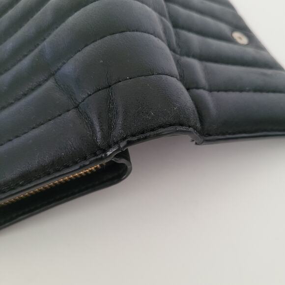 Coach Bifold Wallet Quilted Solid Black C3454 Geniue Leather Medium Logo Zip - Picture 8 of 11